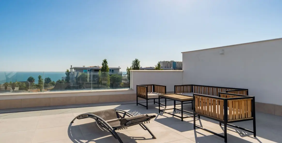 Sale of penthouse in La Capellania 33