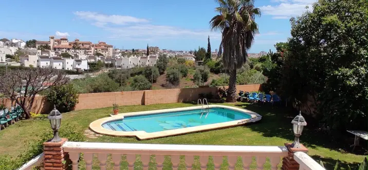 Venta de villa independiente en Mijas Costa 2