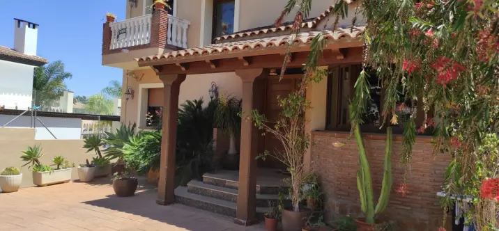 Venta de villa independiente en Mijas Costa 3