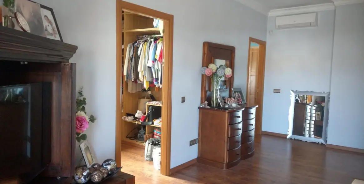 Sale of detached villa in Mijas Costa 17