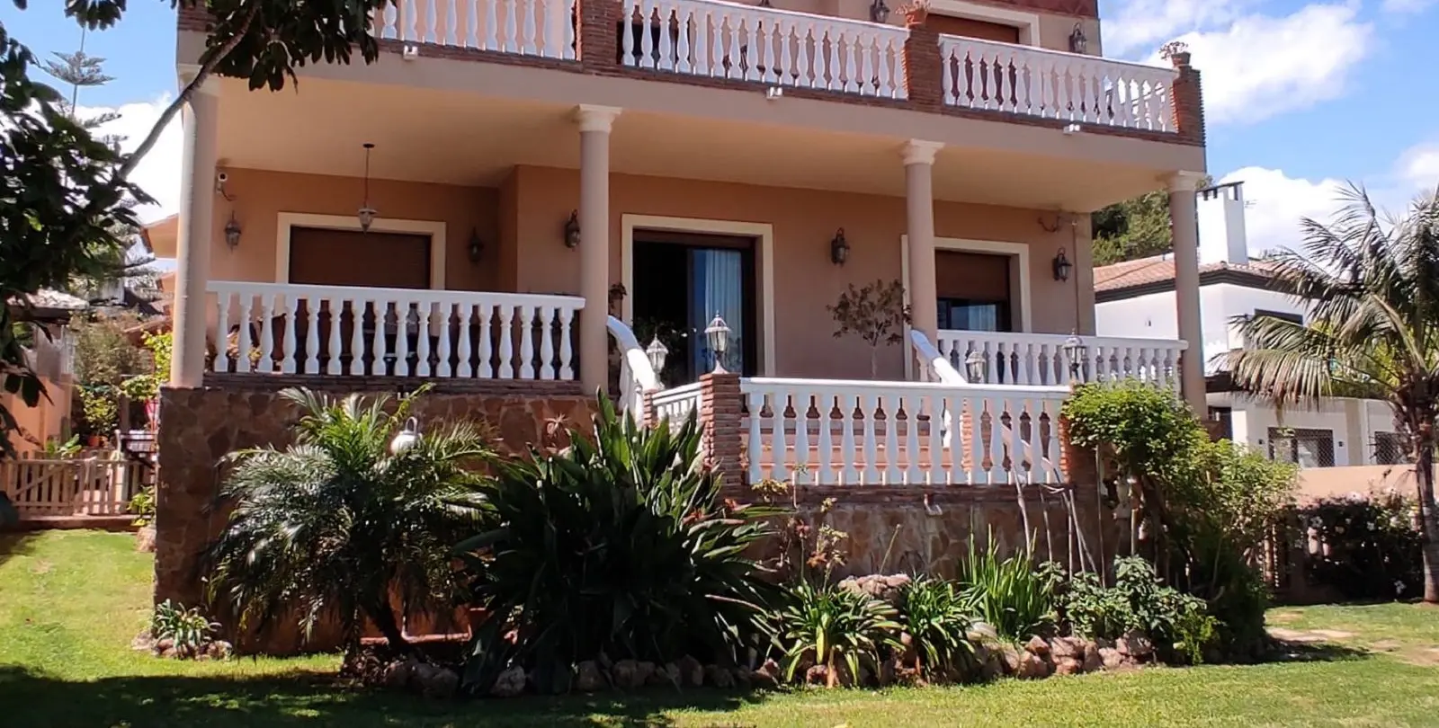 Venta de villa independiente en Mijas Costa 1