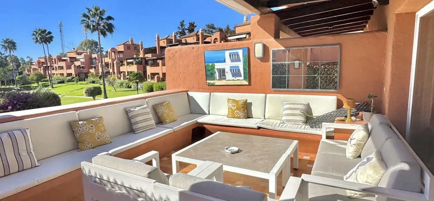 Venta de ático dúplex en Guadalmina Baja 0