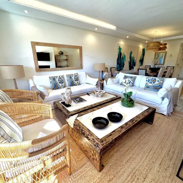 Venta de ático dúplex en Guadalmina Baja