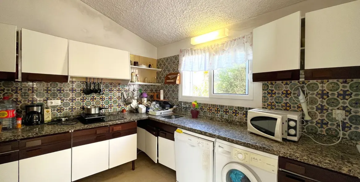 Продажа  отдельно стоящей виллы в Estepona 24