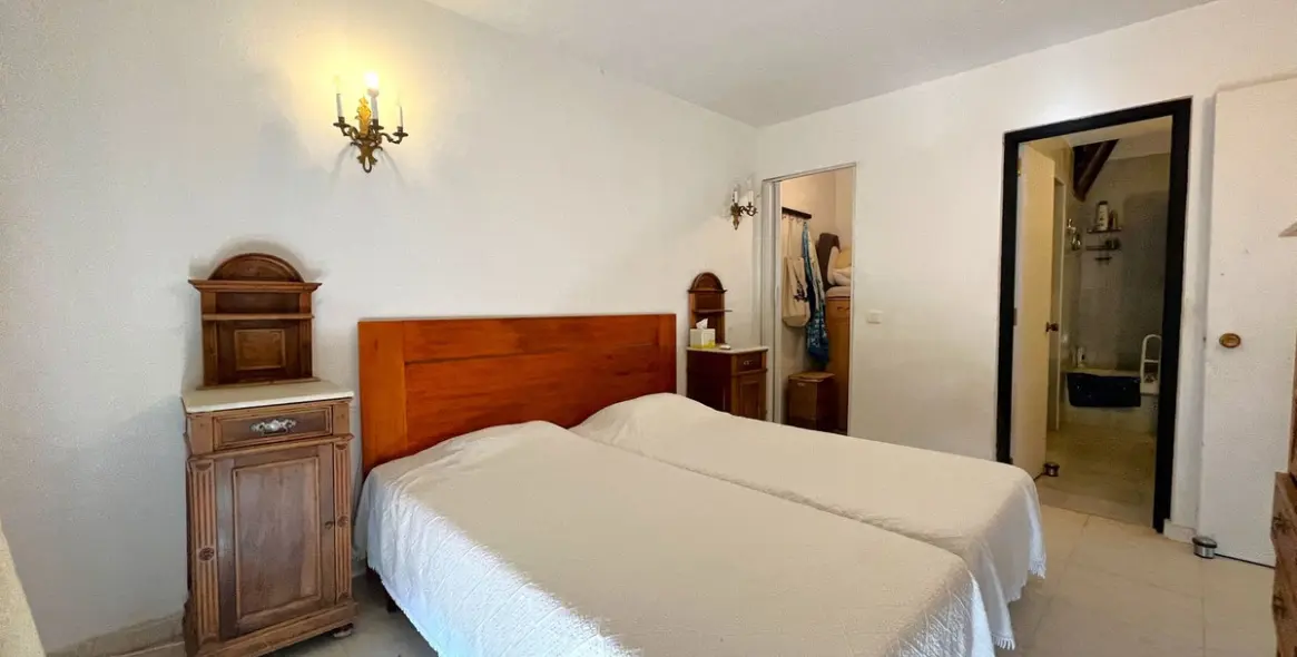 Продажа  отдельно стоящей виллы в Estepona 40