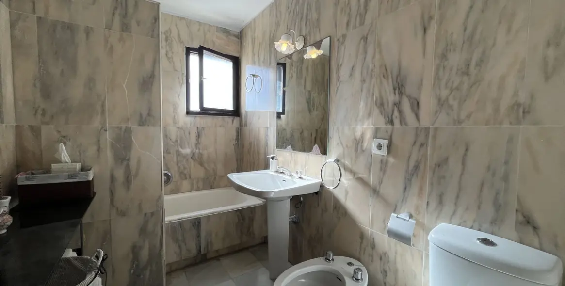 Продажа  отдельно стоящей виллы в Estepona 56