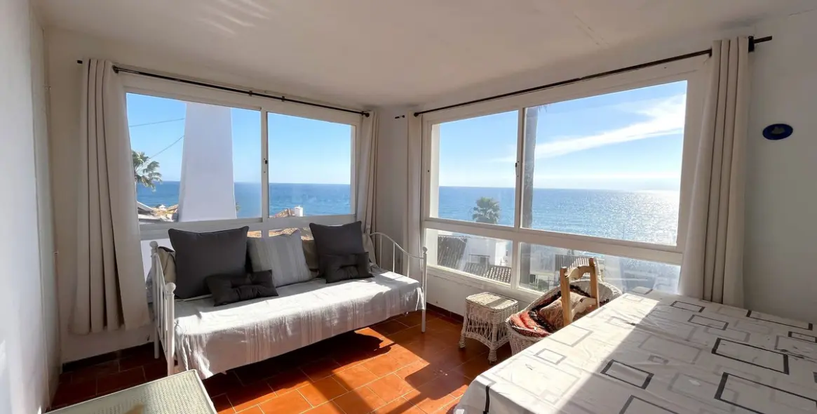 Продажа  отдельно стоящей виллы в Estepona 60