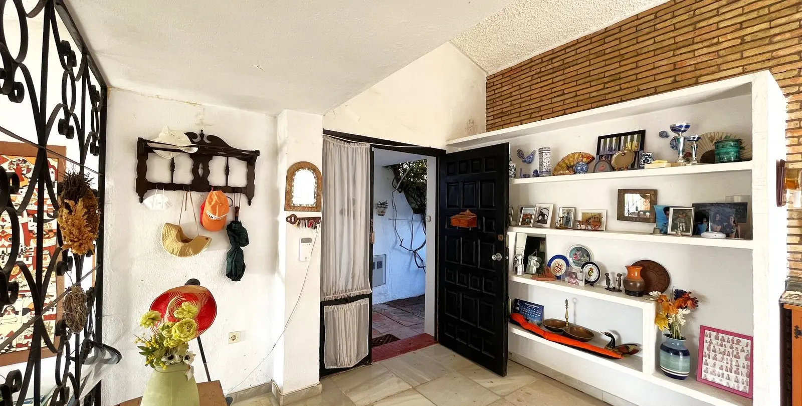 Продажа  отдельно стоящей виллы в Estepona 11