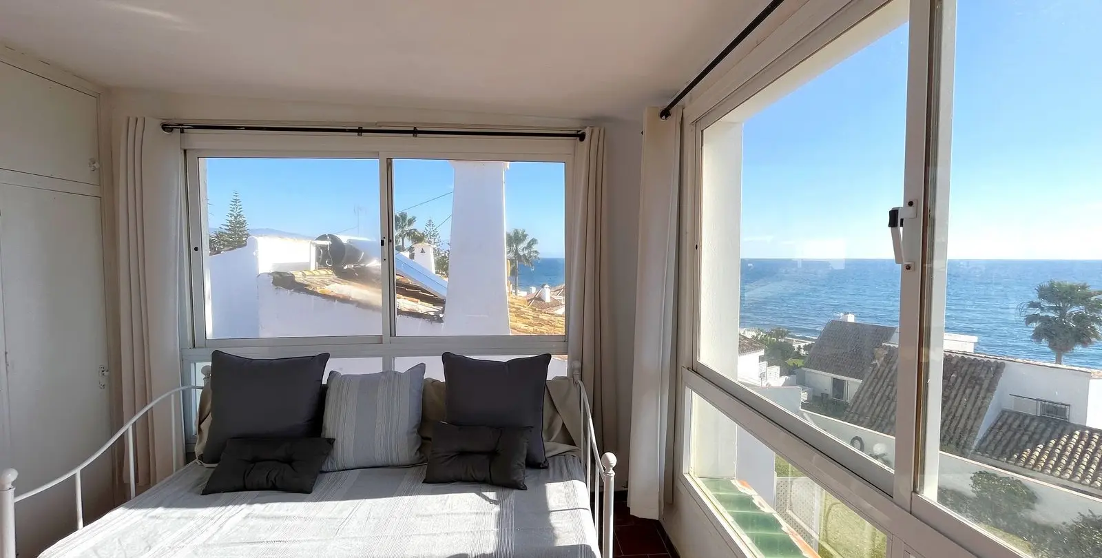Продажа  отдельно стоящей виллы в Estepona 64