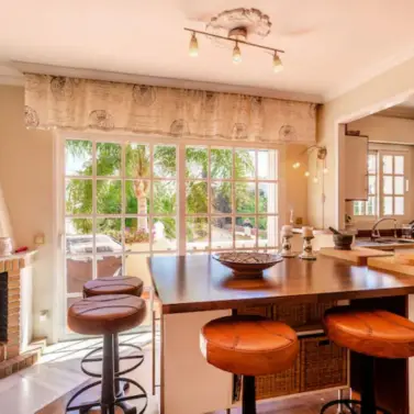 Venta de villa independiente en Nueva Andalucía