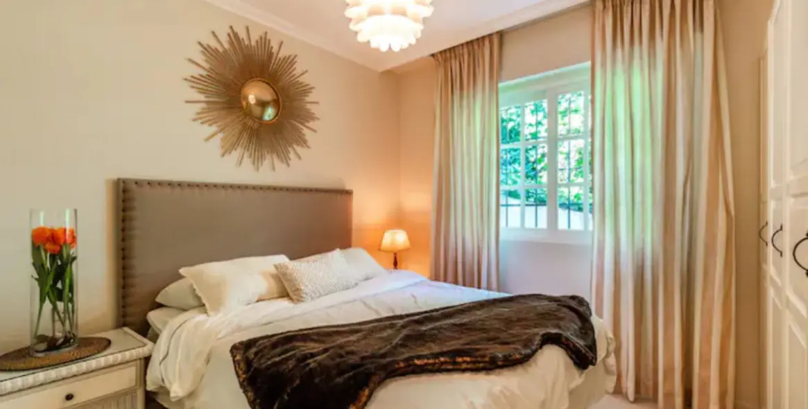 Продажа  отдельно стоящей виллы в Nueva Andalucía 15