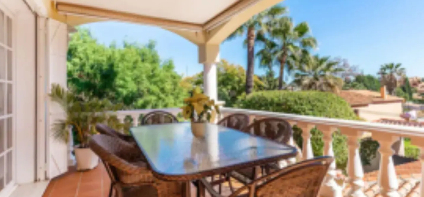 Sale of detached villa in Nueva Andalucía 2