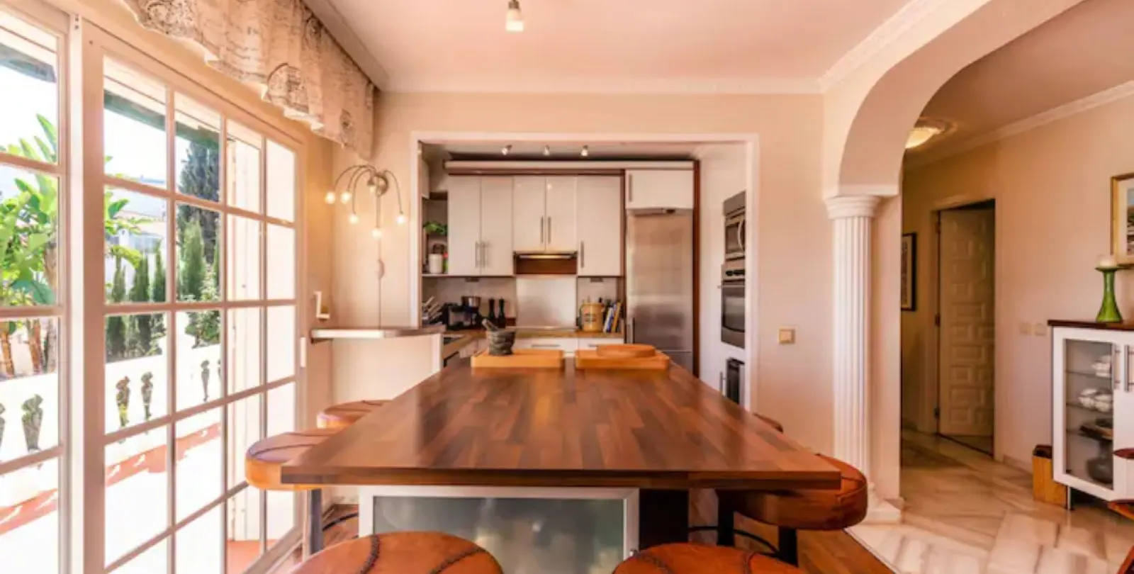 Sale of detached villa in Nueva Andalucía 6