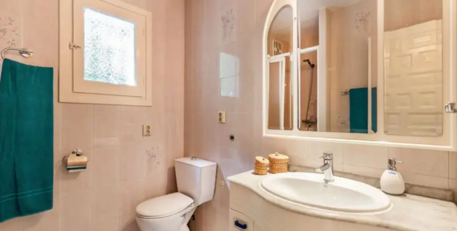 Sale of detached villa in Nueva Andalucía 13