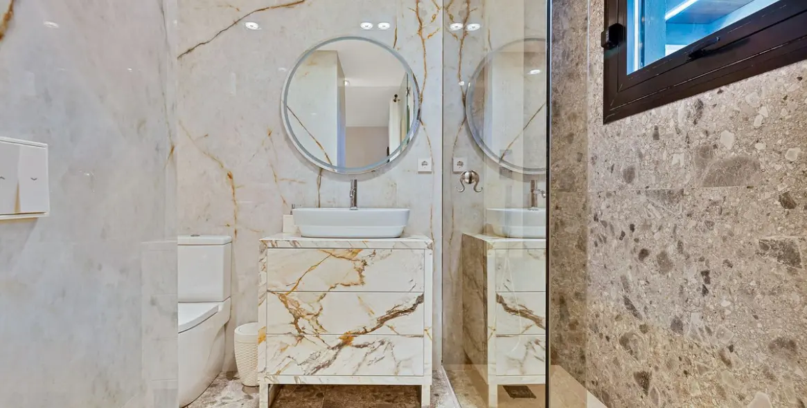 Sale of detached villa in Benalmadena 10