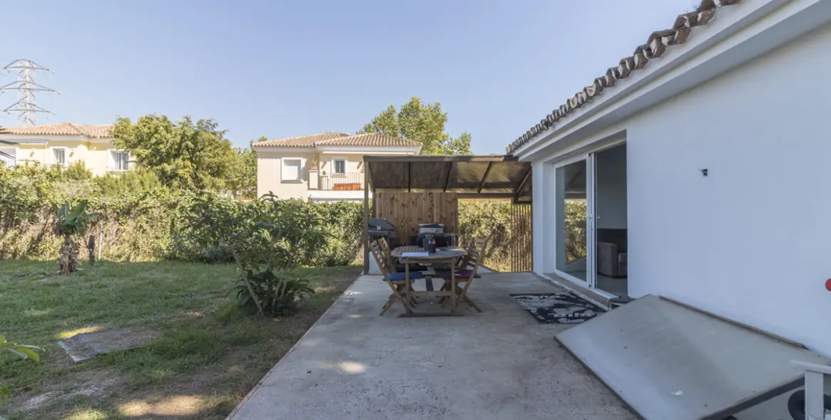 Продажа  отдельно стоящей виллы в Marbella 26