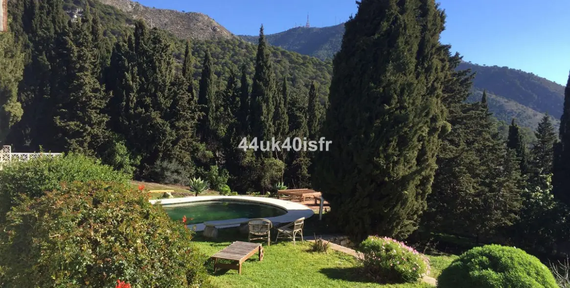 Продажа  отдельно стоящей виллы в Mijas 2