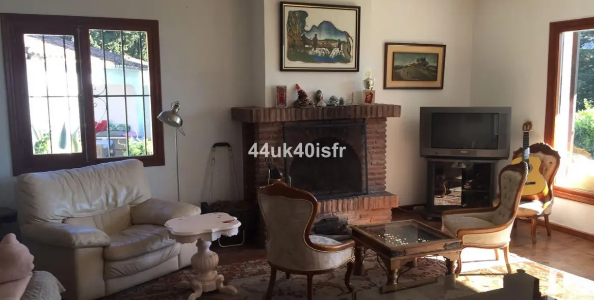 Продажа  отдельно стоящей виллы в Mijas 18