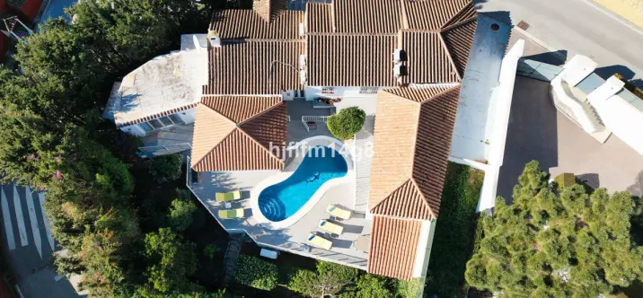 Oтдельно стоящая вилла R4930549 2