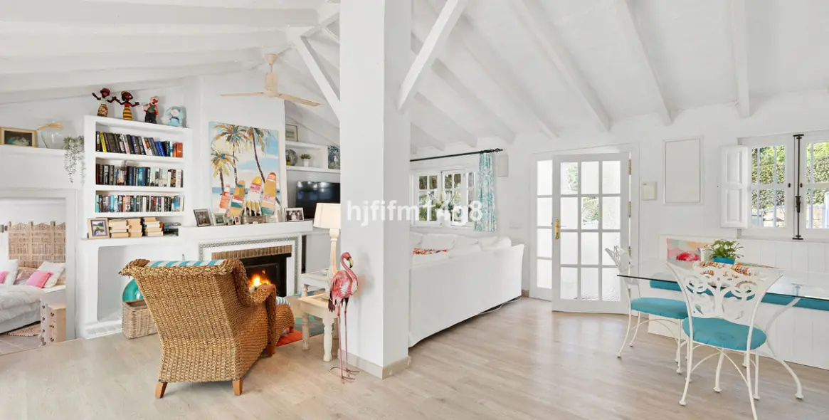 Продажа  отдельно стоящей виллы в Benahavís (район Benahavís) 9