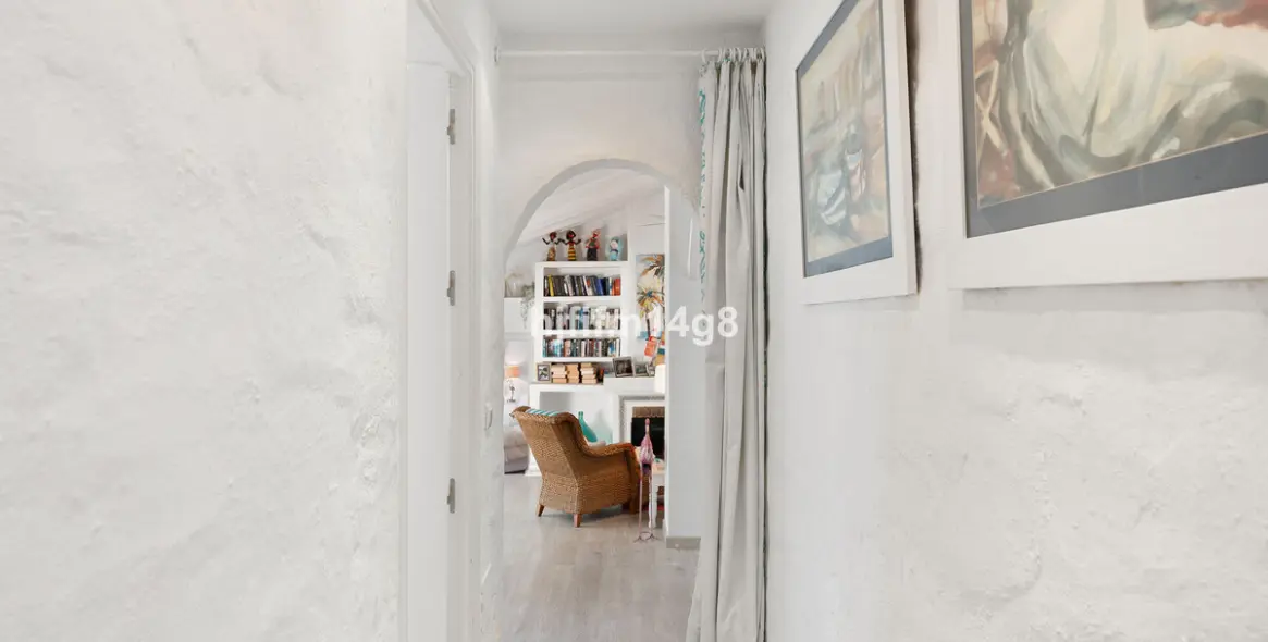 Продажа  отдельно стоящей виллы в Benahavís (район Benahavís) 19