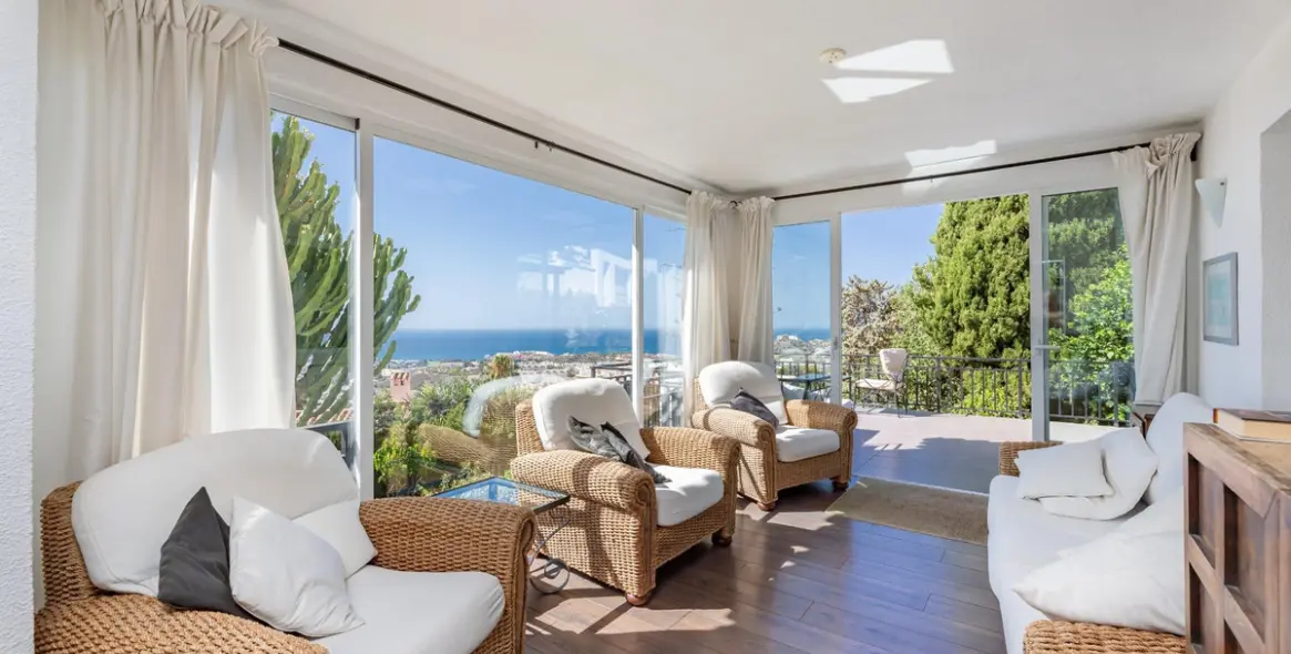 Продажа  отдельно стоящей виллы в Benalmadena 6