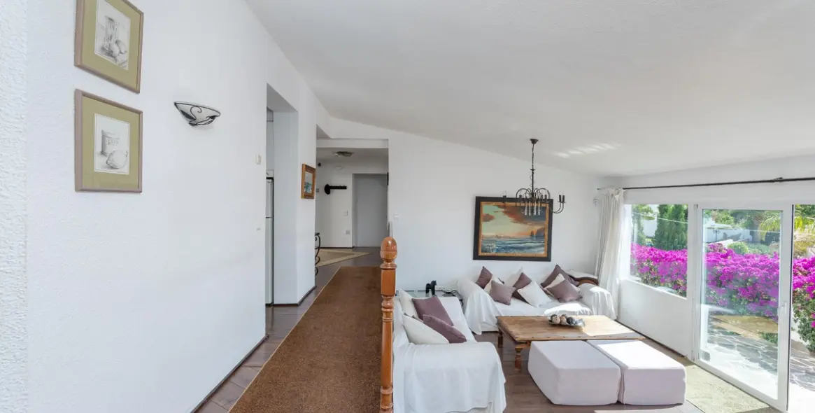 Продажа  отдельно стоящей виллы в Benalmadena 10