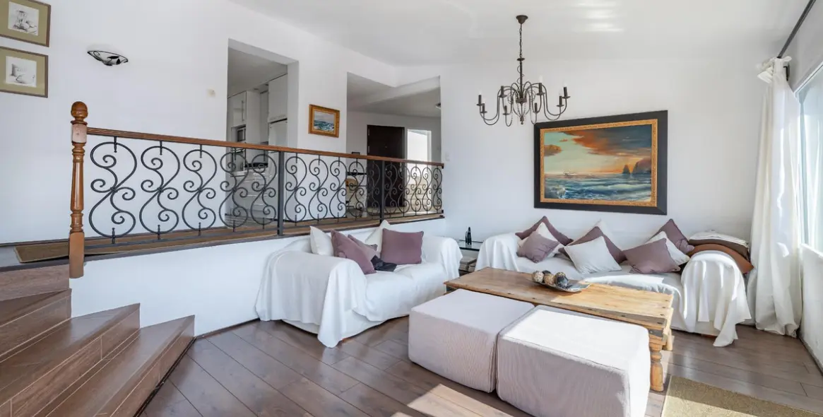 Продажа  отдельно стоящей виллы в Benalmadena 13