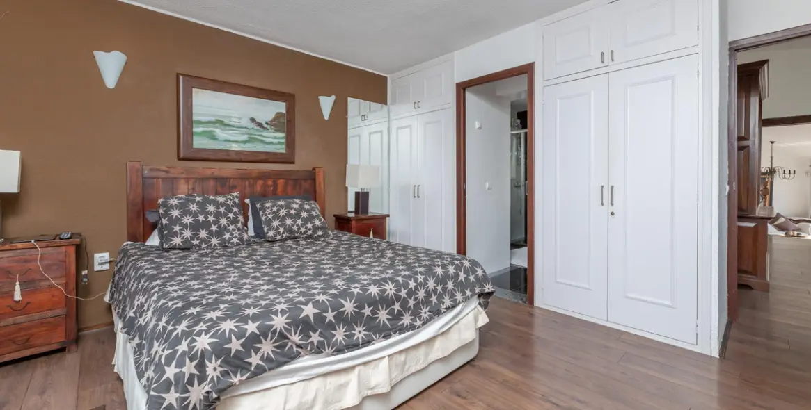 Sale of detached villa in Benalmadena 26