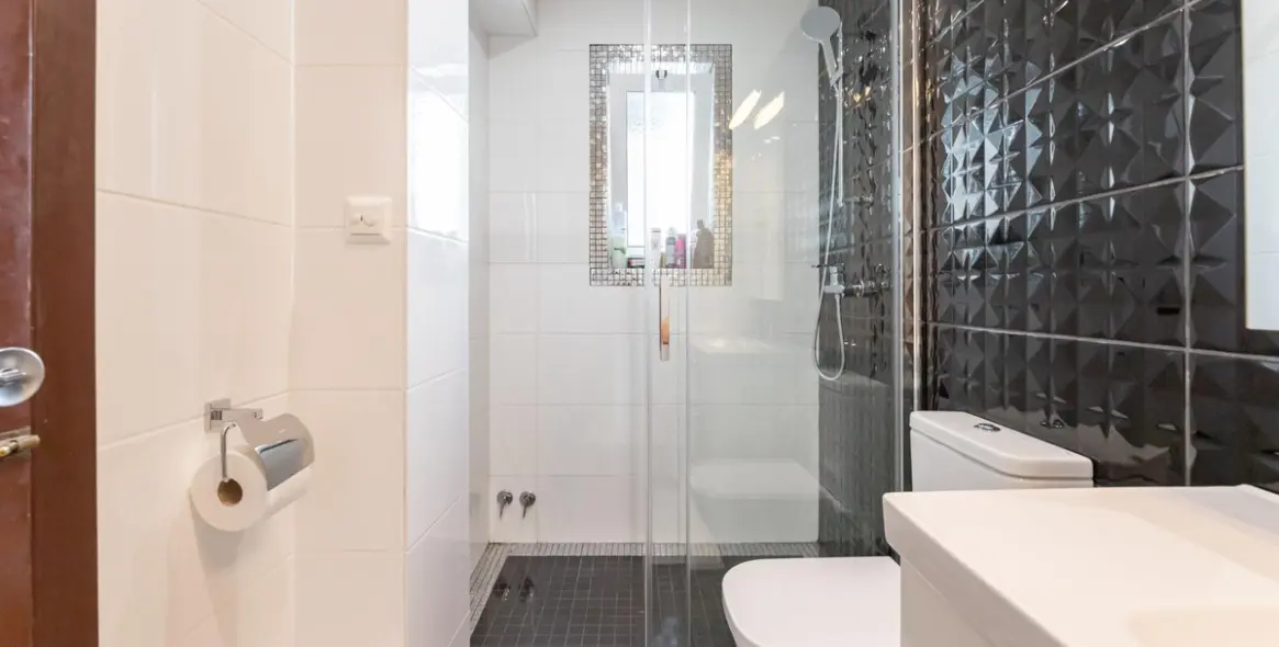 Sale of detached villa in Benalmadena 30