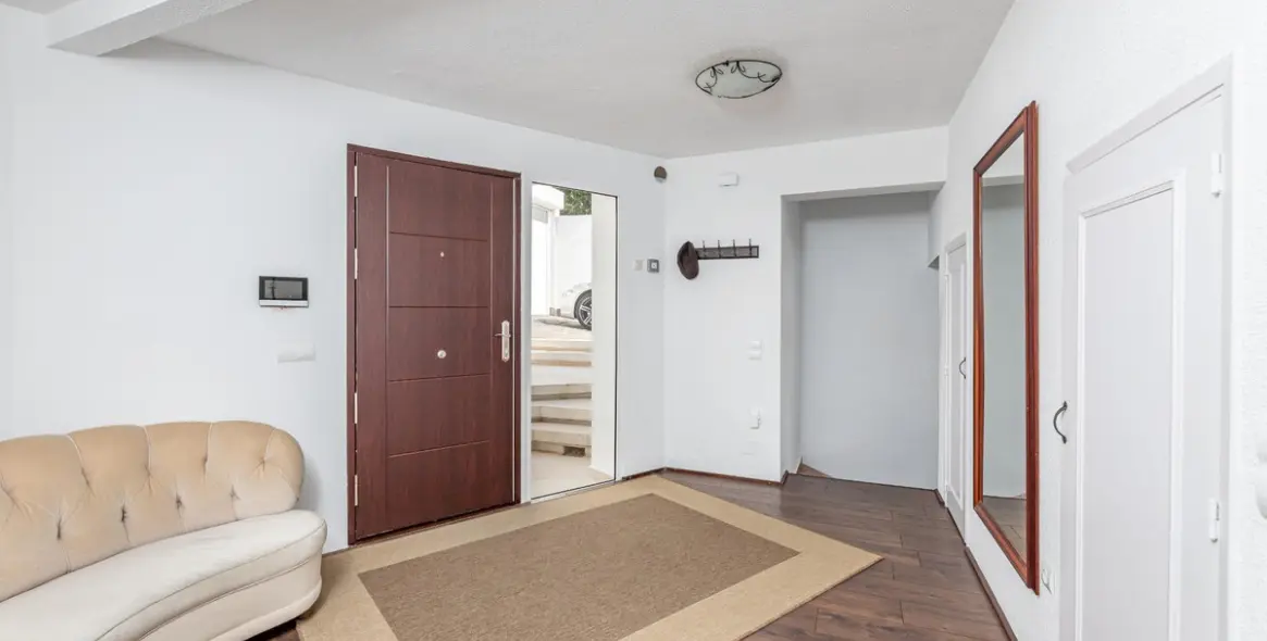 Sale of detached villa in Benalmadena 31