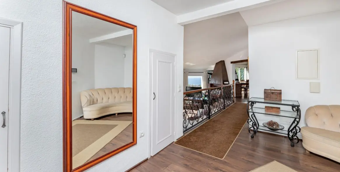 Sale of detached villa in Benalmadena 33