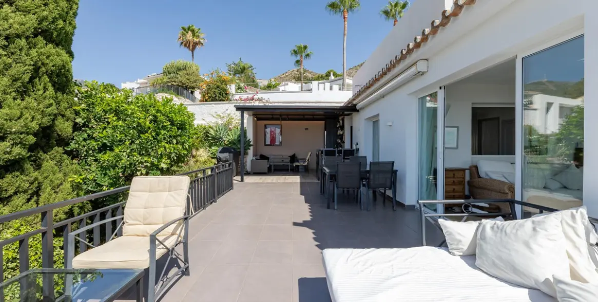 Sale of detached villa in Benalmadena 48