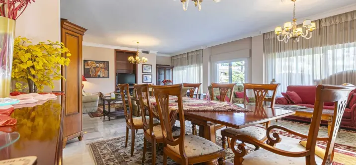 Short-term rent of middle floor apartment in Nueva Andalucía 3