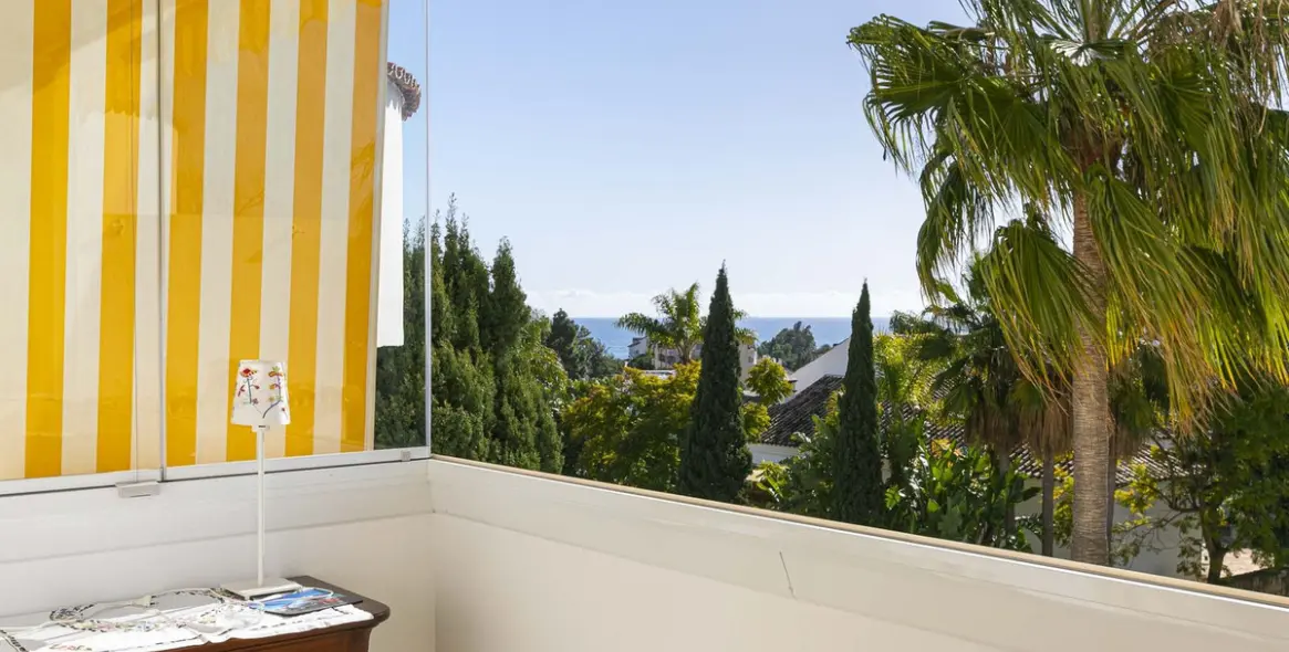 Краткосрочная аренда апартаментов на среднем этаже в Nueva Andalucía 24