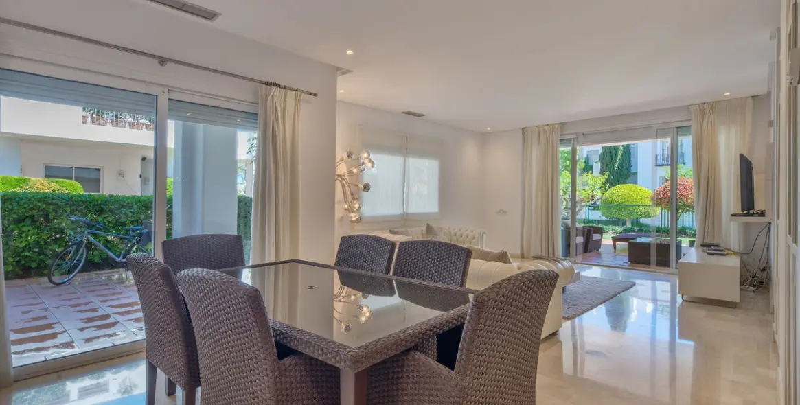 Sale of ground floor apartment in Estepona (district Estepona) 3