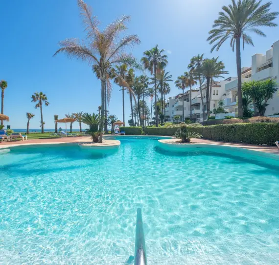 Ground floor apartment R4992955