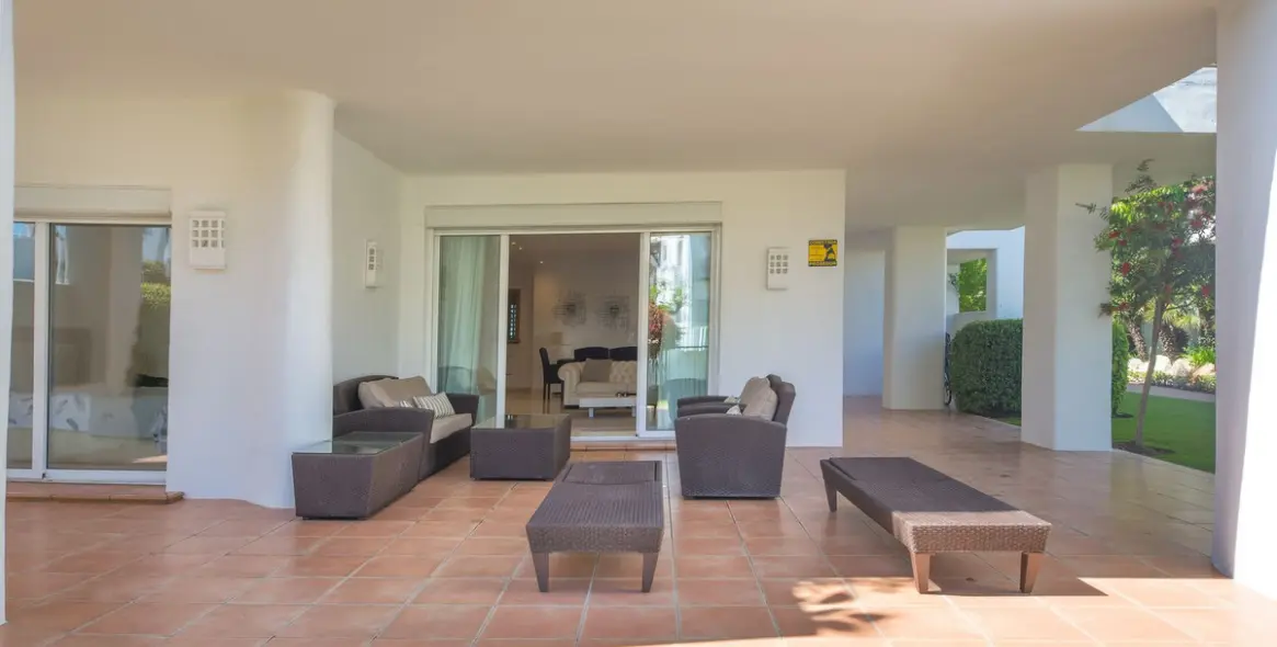 Sale of ground floor apartment in Estepona (district Estepona) 7