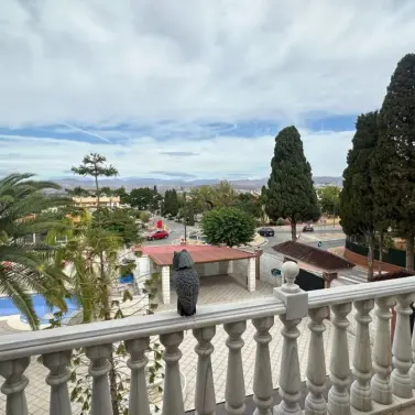 Продажа  отдельно стоящей виллы в Alhaurín de la Torre