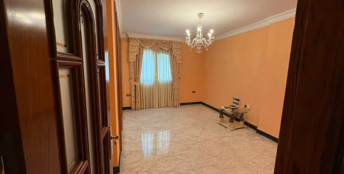 Продажа  отдельно стоящей виллы в Alhaurín de la Torre 5