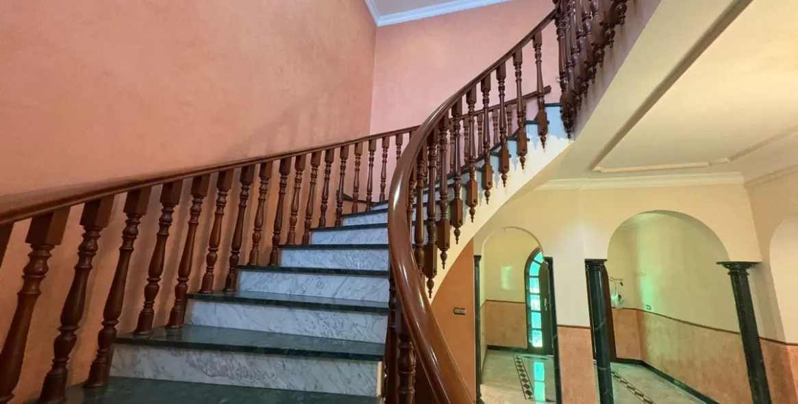 Продажа  отдельно стоящей виллы в Alhaurín de la Torre 8