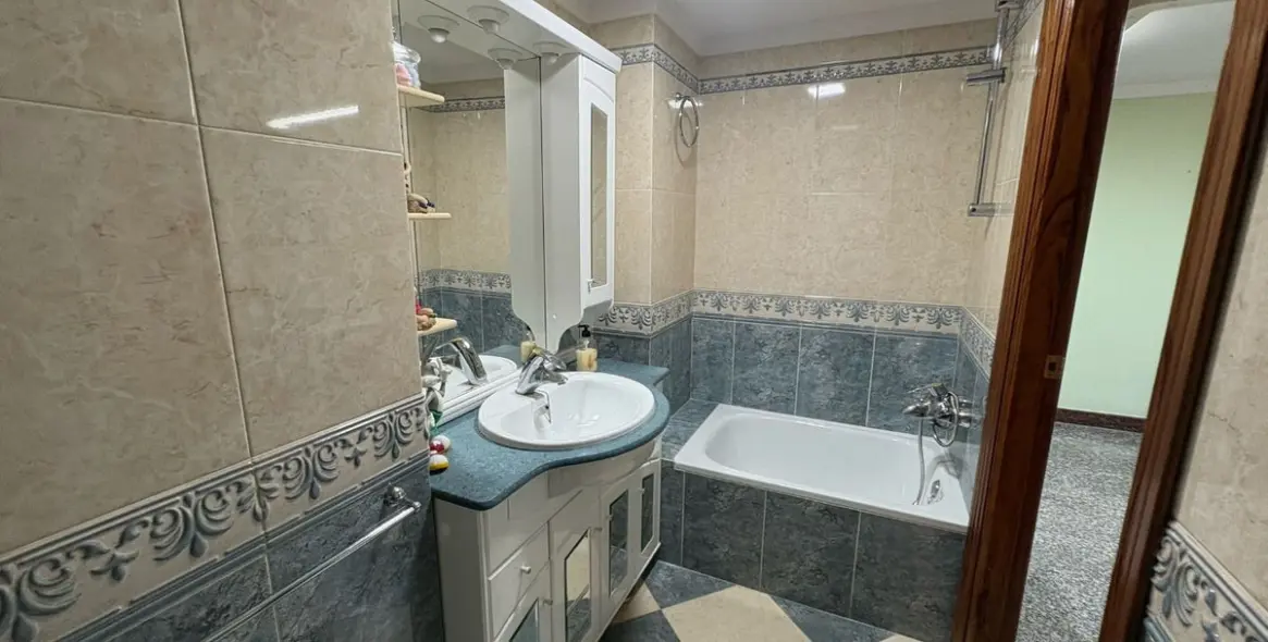 Продажа  отдельно стоящей виллы в Alhaurín de la Torre 24