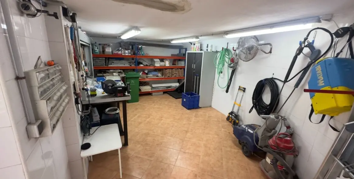 Продажа  отдельно стоящей виллы в Alhaurín de la Torre 40