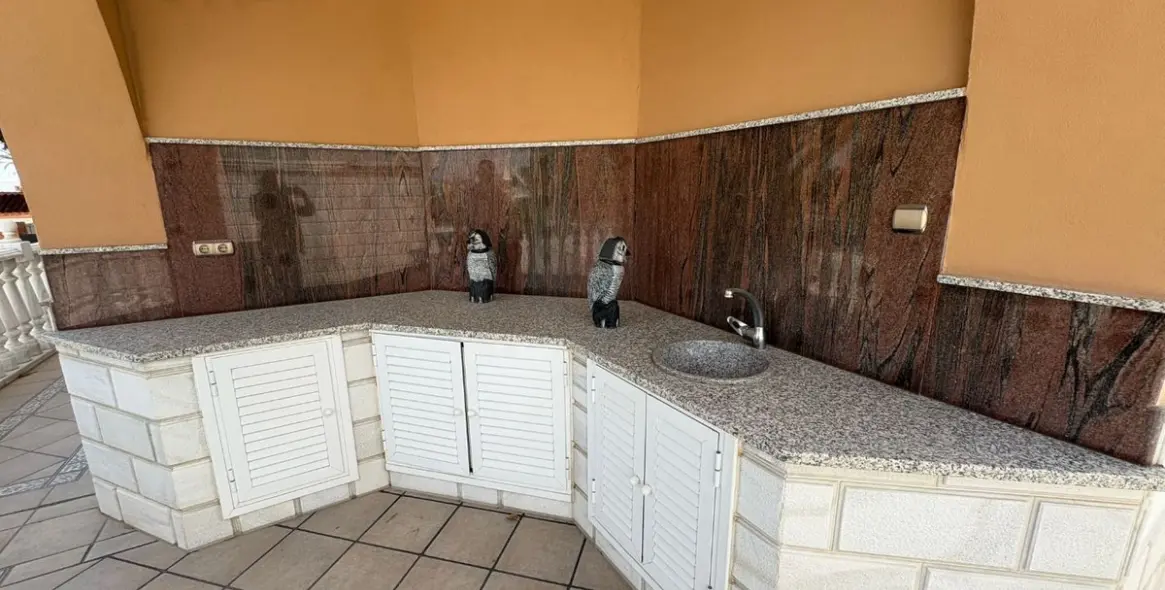 Продажа  отдельно стоящей виллы в Alhaurín de la Torre 47