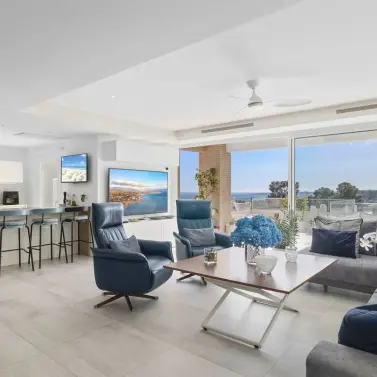 Продажа  отдельно стоящей виллы в Benalmadena