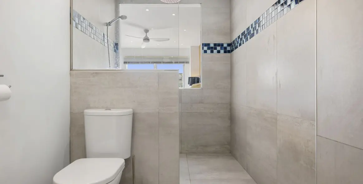 Sale of detached villa in Benalmadena 24