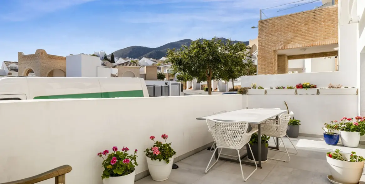 Sale of detached villa in Benalmadena 33