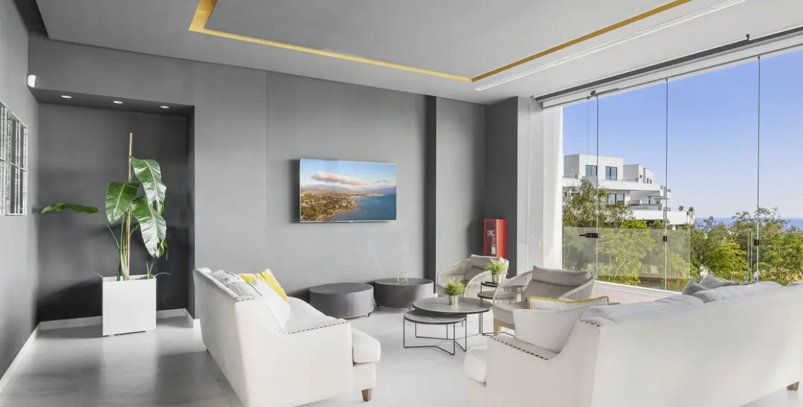 Sale of detached villa in Benalmadena 43