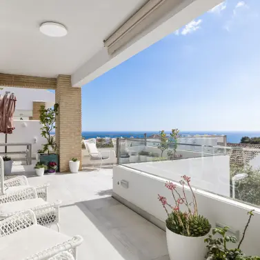 Продажа  отдельно стоящей виллы в Benalmadena