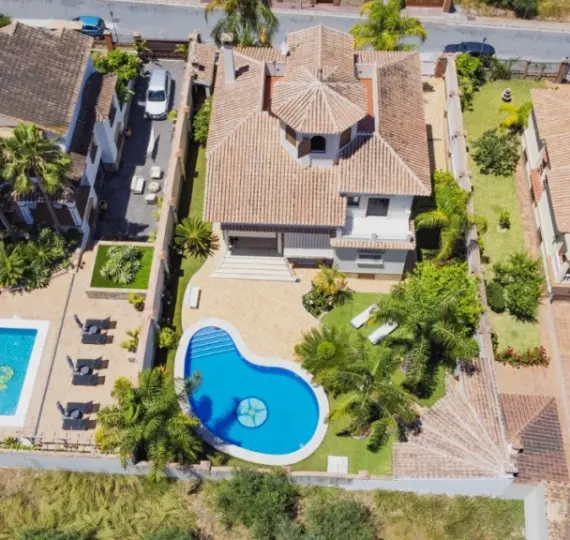 Продажа  отдельно стоящей виллы в Alhaurín el Grande